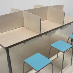 0 2KICK Spiekschotten Hydraulische tafel Op wielen verrijdbaar Kruk Afneembaar Zijaanzicht 0 compress1 scaled